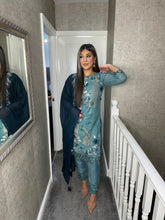 Load image into Gallery viewer, Shalwar Kameez fully stitched 3 piece suit with Net Dupatta F-5234B
