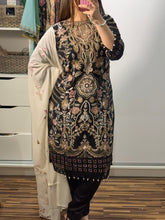 Load image into Gallery viewer, BLACK Embroidered Shalwar Kameez with Net duppatta fully stitched 3 piece suit with Chiffon Dupatta MOB-AA1102
