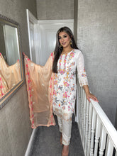 Load image into Gallery viewer, Shalwar Kameez fully stitched 3 piece white suit with Peach Dupatta ZH-10013
