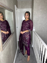 Load image into Gallery viewer, Shalwar Kameez fully stitched 3 piece PURPLE suit with  Dupatta F-C1290C
