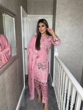 Load image into Gallery viewer, PINK Embroidered Shalwar Kameez with Chiffon duppatta fully stitched 3 piece suit with Net Dupatta MOB-HT26
