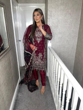 Load image into Gallery viewer, 3PC MAROON Embroidered Shalwar Kameez with Net duppatta fully stitched 3 piece suit F-1256
