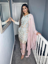 Load image into Gallery viewer, Grey Shalwar Kameez with pink trouser and chiffon duppatta fully stitched 3 piece suit with Chiffon Dupatta HT-15001
