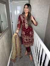 Load image into Gallery viewer, Maroon Embroidered Shalwar Kameez with chiffon duppatta fully stitched 3 piece suit with Net Dupatta MOB-5182D
