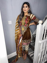 Load image into Gallery viewer, Brown lawn Shalwar Kameez with chiffon  dupatta 3piece ready to wear suit
