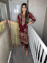 Load image into Gallery viewer, Maroon Embroidered Shalwar Kameez with chiffon duppatta fully stitched 3 piece suit with Net Dupatta MOB-5182D
